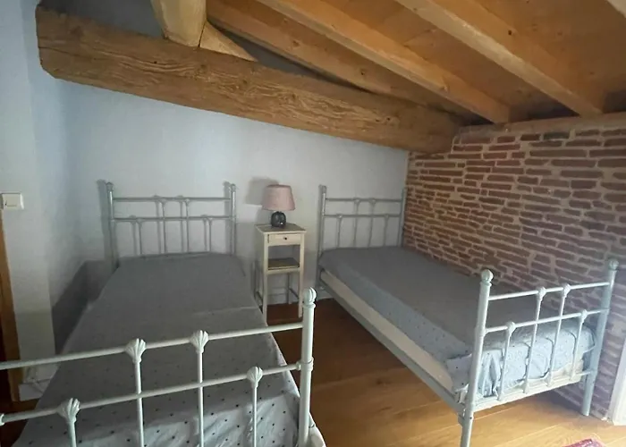 Grand Du Chateau * Montlaur (Haute-Garonne)